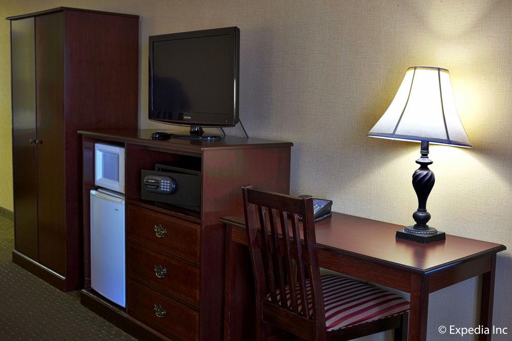 Anaheim Camelot Inn & Suites Εξωτερικό φωτογραφία