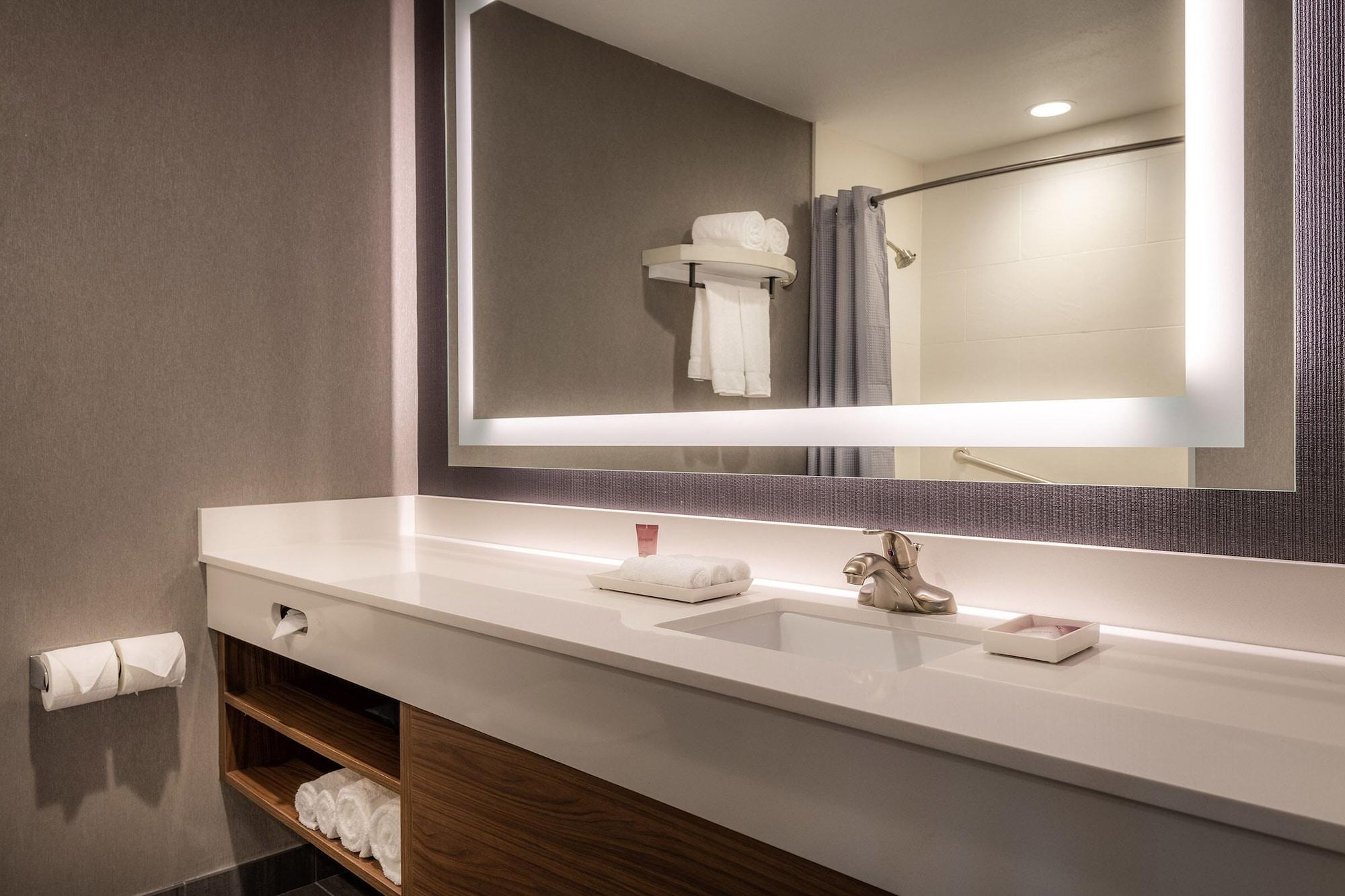 Anaheim Camelot Inn & Suites Εξωτερικό φωτογραφία