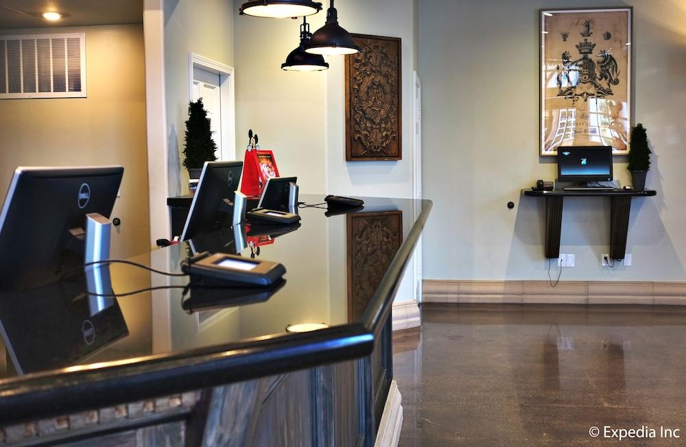 Anaheim Camelot Inn & Suites Εξωτερικό φωτογραφία