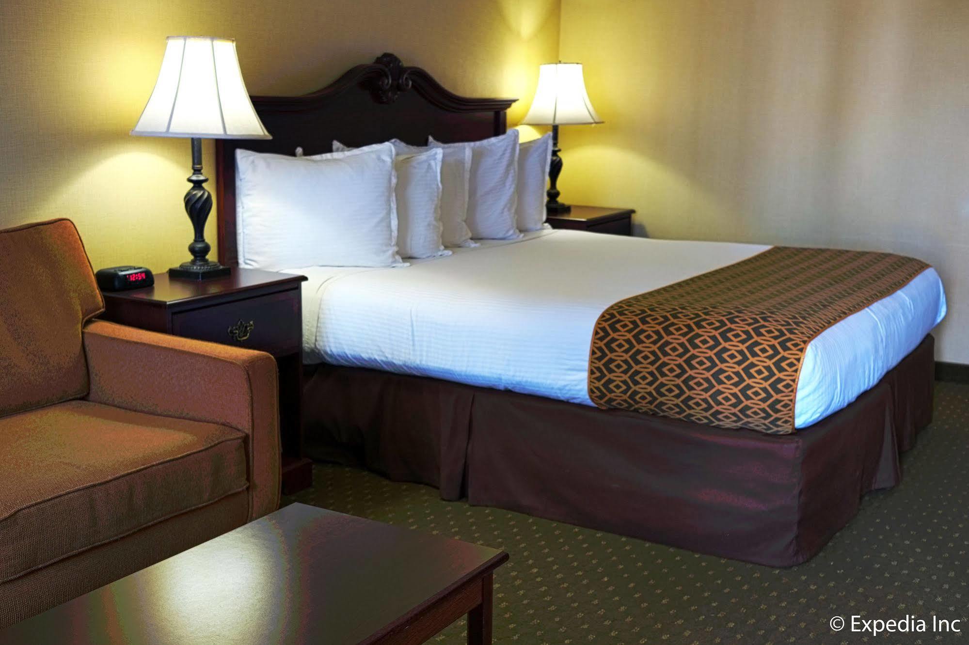 Anaheim Camelot Inn & Suites Εξωτερικό φωτογραφία