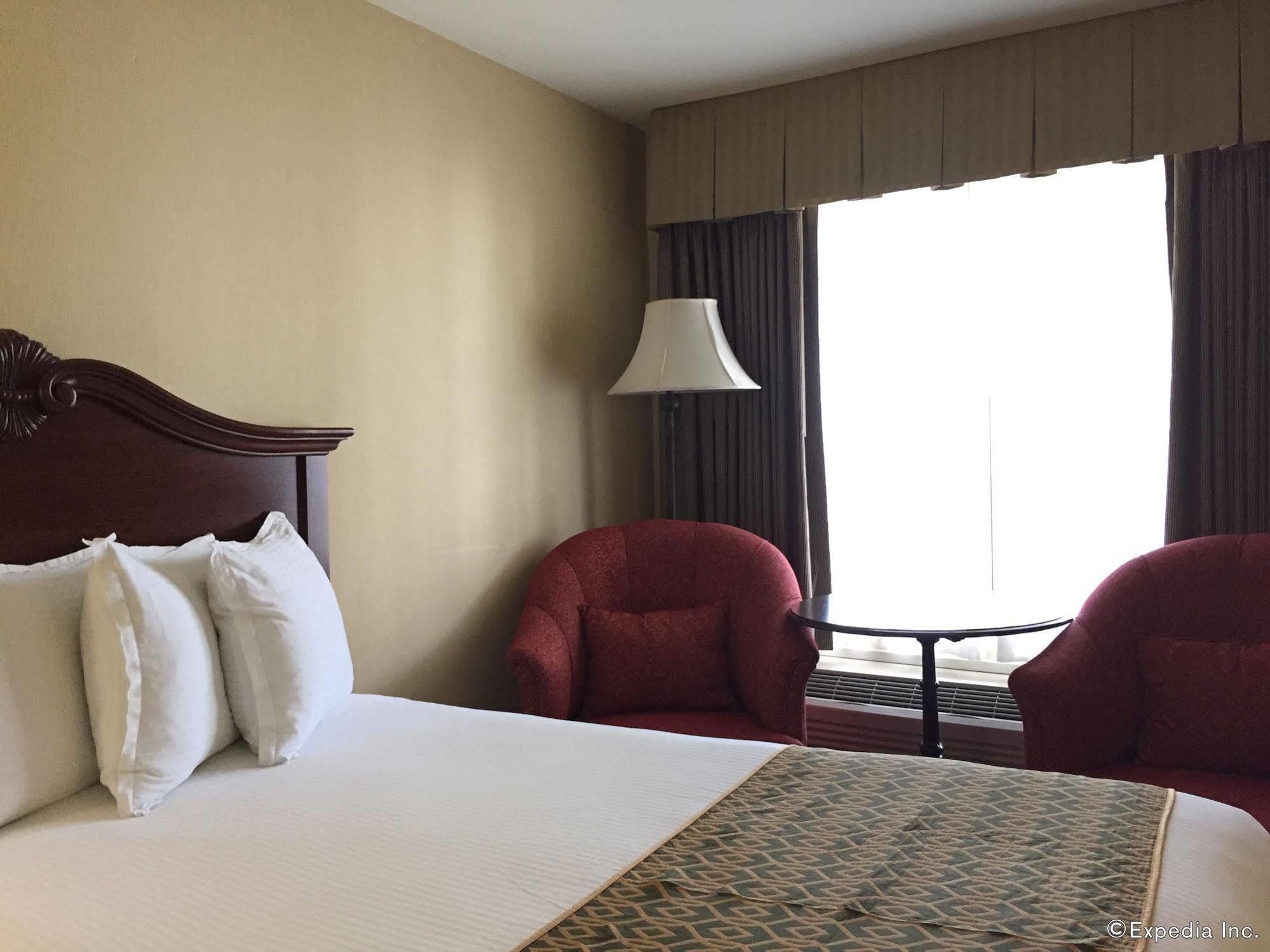 Anaheim Camelot Inn & Suites Εξωτερικό φωτογραφία