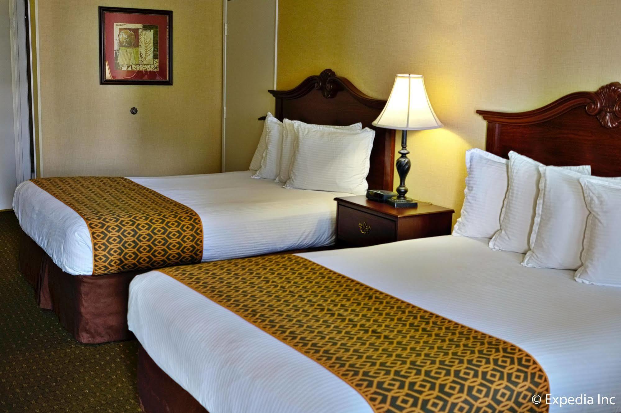 Anaheim Camelot Inn & Suites Εξωτερικό φωτογραφία