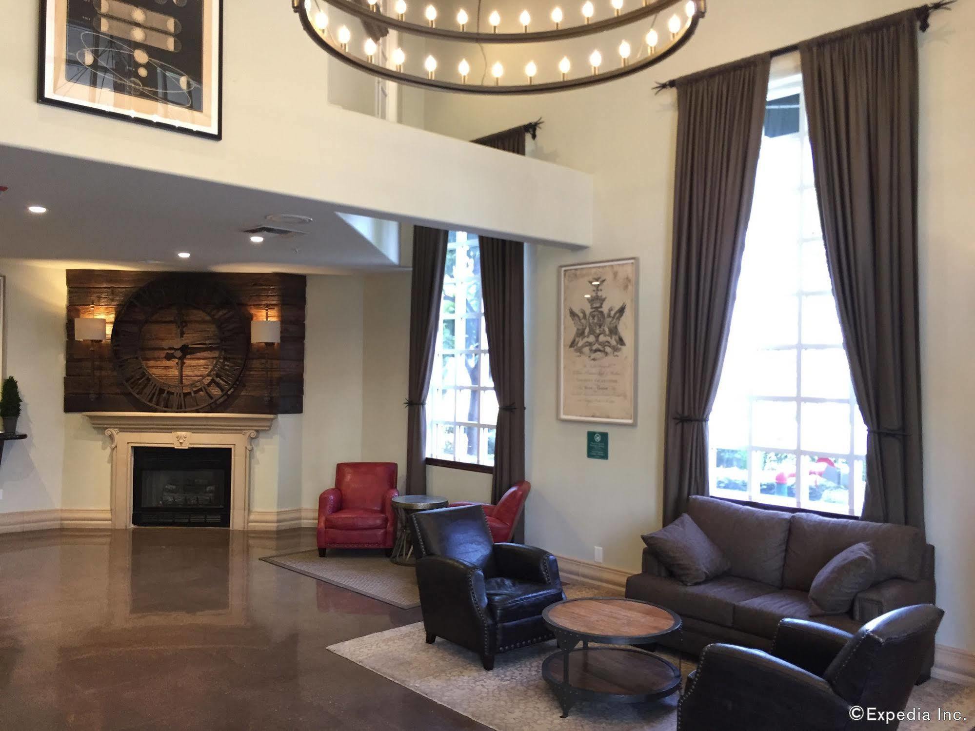 Anaheim Camelot Inn & Suites Εξωτερικό φωτογραφία