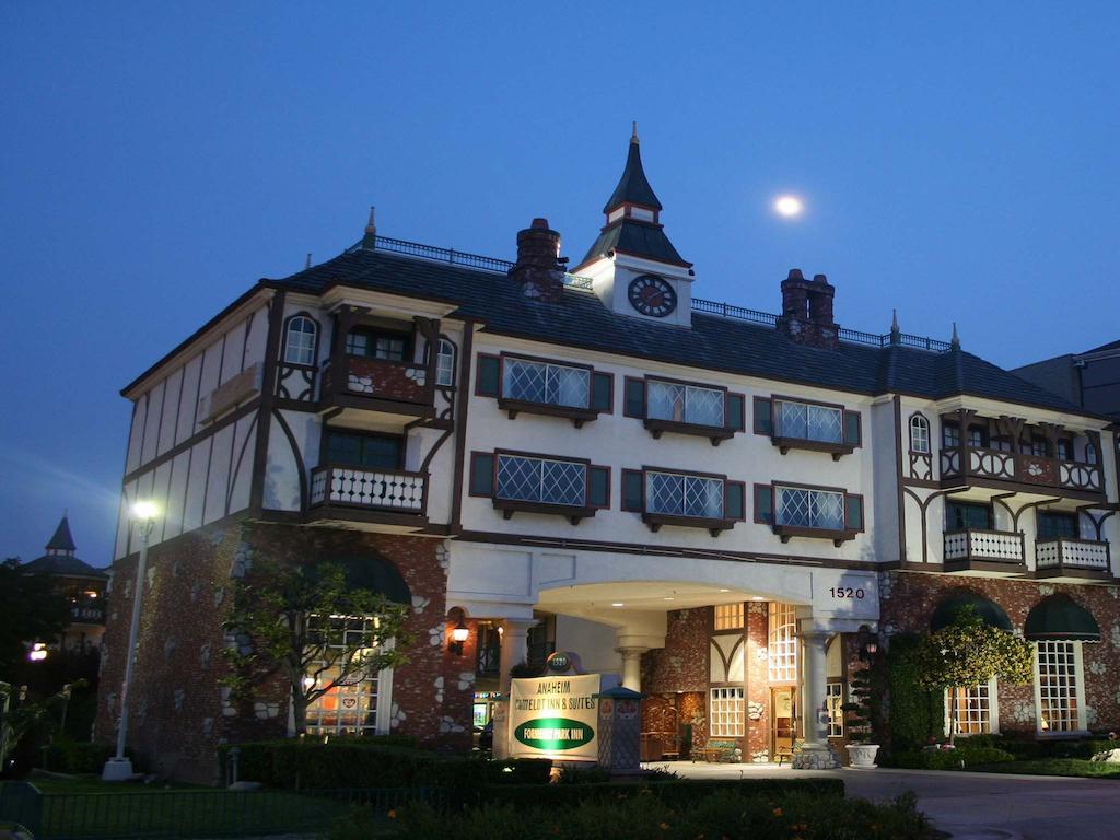 Anaheim Camelot Inn & Suites Εξωτερικό φωτογραφία